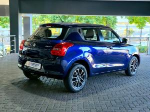 Suzuki Swift 1.2 GLX manual - Image 10