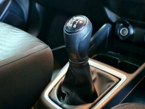 Suzuki Swift 1.2 GLX manual - Image 19