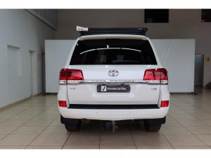 Toyota Land Cruiser 200 4.5D-4D V8 VX - Image 5
