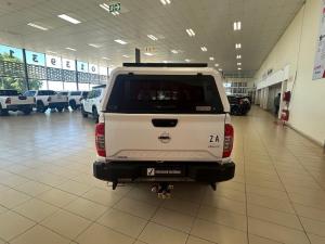Nissan Navara 2.5DDTi double cab SE Plus 4x4 - Image 5