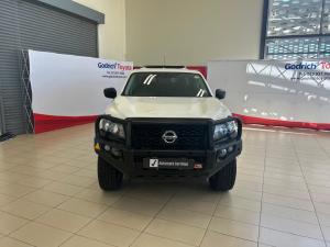 Nissan Navara 2.5DDTi double cab SE Plus 4x4 - Image 4