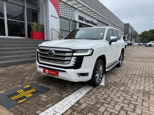 Toyota Land Cruiser 300 3.3D ZX - Image 22