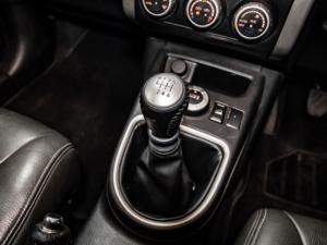 Nissan X-Trail 2.5 4x4 SE - Image 9