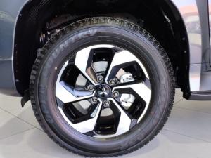 Mitsubishi Pajero Sport 2.4DI-D - Image 9