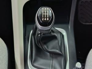 Nissan Magnite 1.0 Turbo Visia manual - Image 9