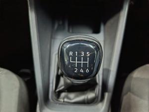 Volkswagen Caddy Kombi 1.6 - Image 10