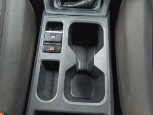 Volkswagen Caddy Kombi 1.6 - Image 11