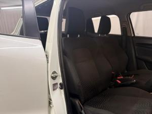 Suzuki Swift hatch 1.2 GL - Image 10