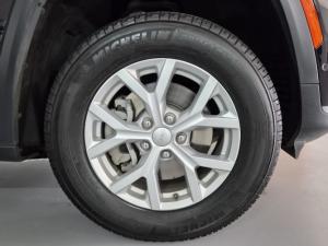Jeep Grand Cherokee L 3.6 4x4 Limited - Image 11