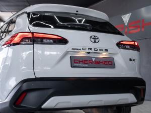 Toyota Corolla Cross 1.8 XS - Image 10