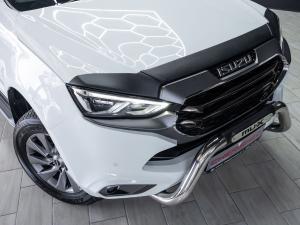 Isuzu mu-X 3.0TD LSE - Image 8