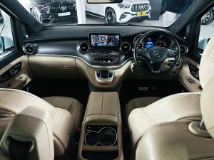 Mercedes-Benz V-Class V300d Exclusive - Image 3