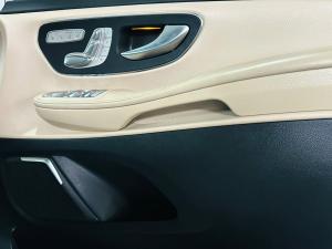 Mercedes-Benz V-Class V300d Exclusive - Image 9