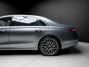 Mercedes-Benz S-Class S400d L 4Matic - Image 5