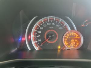 Toyota Vitz 1.0 XR manual - Image 10