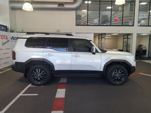 Toyota Land Cruiser Prado 2.8GD TX - Image 3