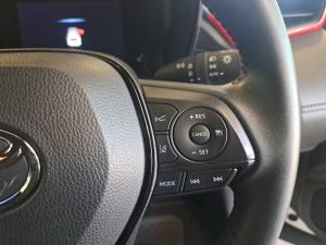 Toyota Corolla Cross 1.8 Hybrid GR-Sport - Image 10
