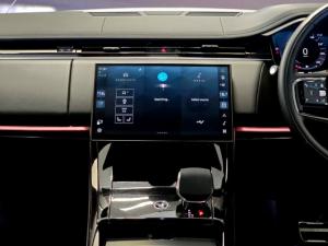 Land Rover Range Rover Sport D350 Dynamic HSE - Image 16