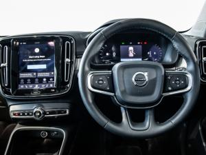 Volvo XC40 B4 Ultimate Dark - Image 19