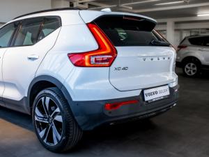 Volvo XC40 B4 Ultimate Dark - Image 9