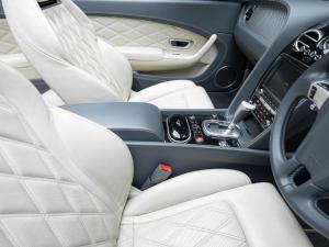 Bentley Continental GT W12 convertible - Image 22