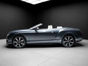 Bentley Continental GT W12 convertible - Image 3
