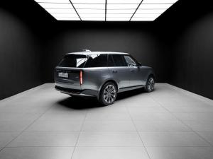 Land Rover Range Rover P530 HSE - Image 13