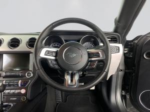 Ford Mustang 5.0 GT automatic - Image 20