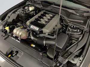 Ford Mustang 5.0 GT automatic - Image 8