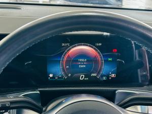 Mercedes-Benz GLB GLB220d 4Matic Progressive - Image 6