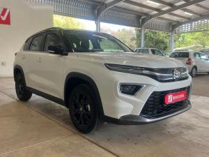 Toyota Urban Cruiser 1.5 XR manual - Image 1