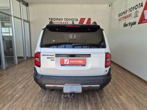 Toyota Land Cruiser Prado 2.8GD VX-R - Image 5