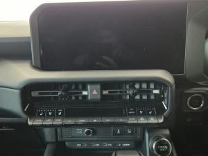 Toyota Land Cruiser Prado 2.8GD VX-R - Image 13
