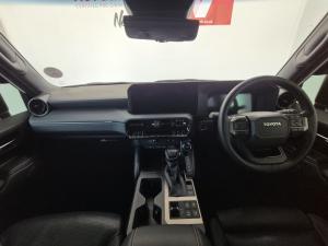 Toyota Land Cruiser Prado 2.8GD VX-R - Image 14
