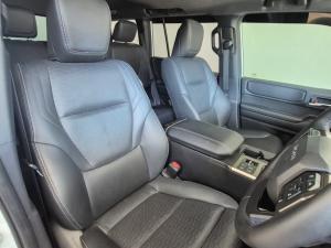 Toyota Land Cruiser Prado 2.8GD VX-R - Image 15