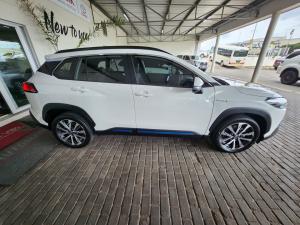 Toyota Corolla Cross 1.8 Hybrid XR - Image 3