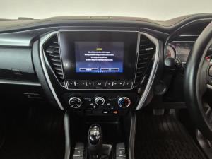 Isuzu mu-X 3.0TD LS 4x4 - Image 14