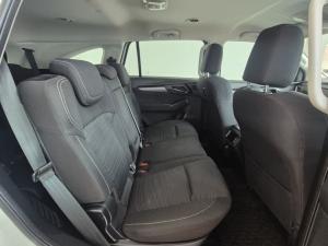 Isuzu mu-X 3.0TD LS 4x4 - Image 16