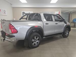Toyota Hilux 2.4GD-6 double cab 4x4 Raider X auto - Image 2