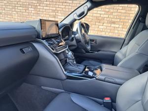 Toyota Land Cruiser 300 3.3D GX-R - Image 7