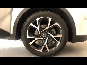 Toyota C-HR 1.2T Luxury - Image 17