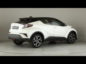 Toyota C-HR 1.2T Luxury - Image 2