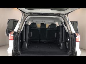 Lexus LX 5.7 V8 - Image 13