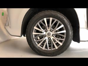 Lexus LX 5.7 V8 - Image 18
