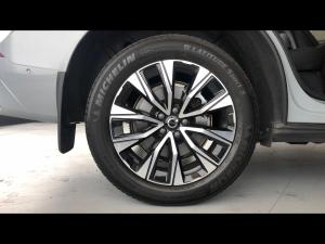 Volvo XC60 B5 AWD Ultimate Dark - Image 20