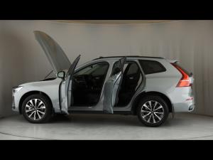Volvo XC60 B5 AWD Ultimate Dark - Image 26