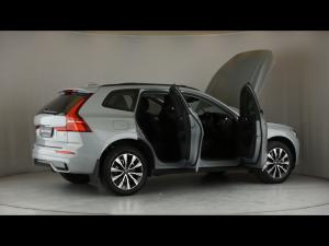 Volvo XC60 B5 AWD Ultimate Dark - Image 31
