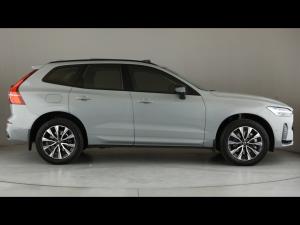 Volvo XC60 B5 AWD Ultimate Dark - Image 3