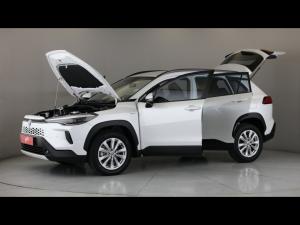 Toyota Corolla Cross 1.8 HEV XS - Image 27