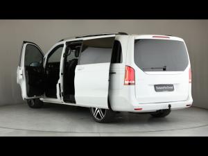 Mercedes-Benz V-Class V250d Avantgarde - Image 25